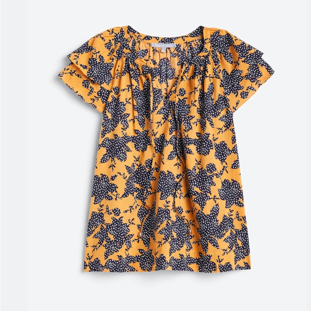 NWOT Daniel Rainn Double Ruffle Short Sleeve V Neck Top